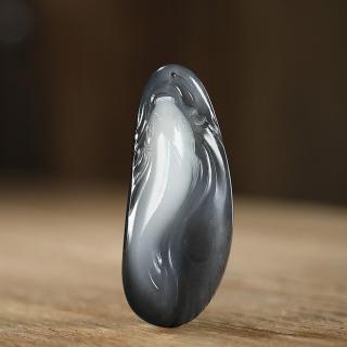 赵显志 和田玉籽料青花顺势挂件